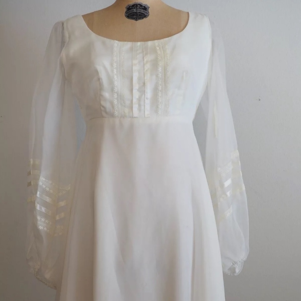 1970’s Vintage prairie Princess Bride wedding gown Ren Faire cosplay - Picture 5 of 10